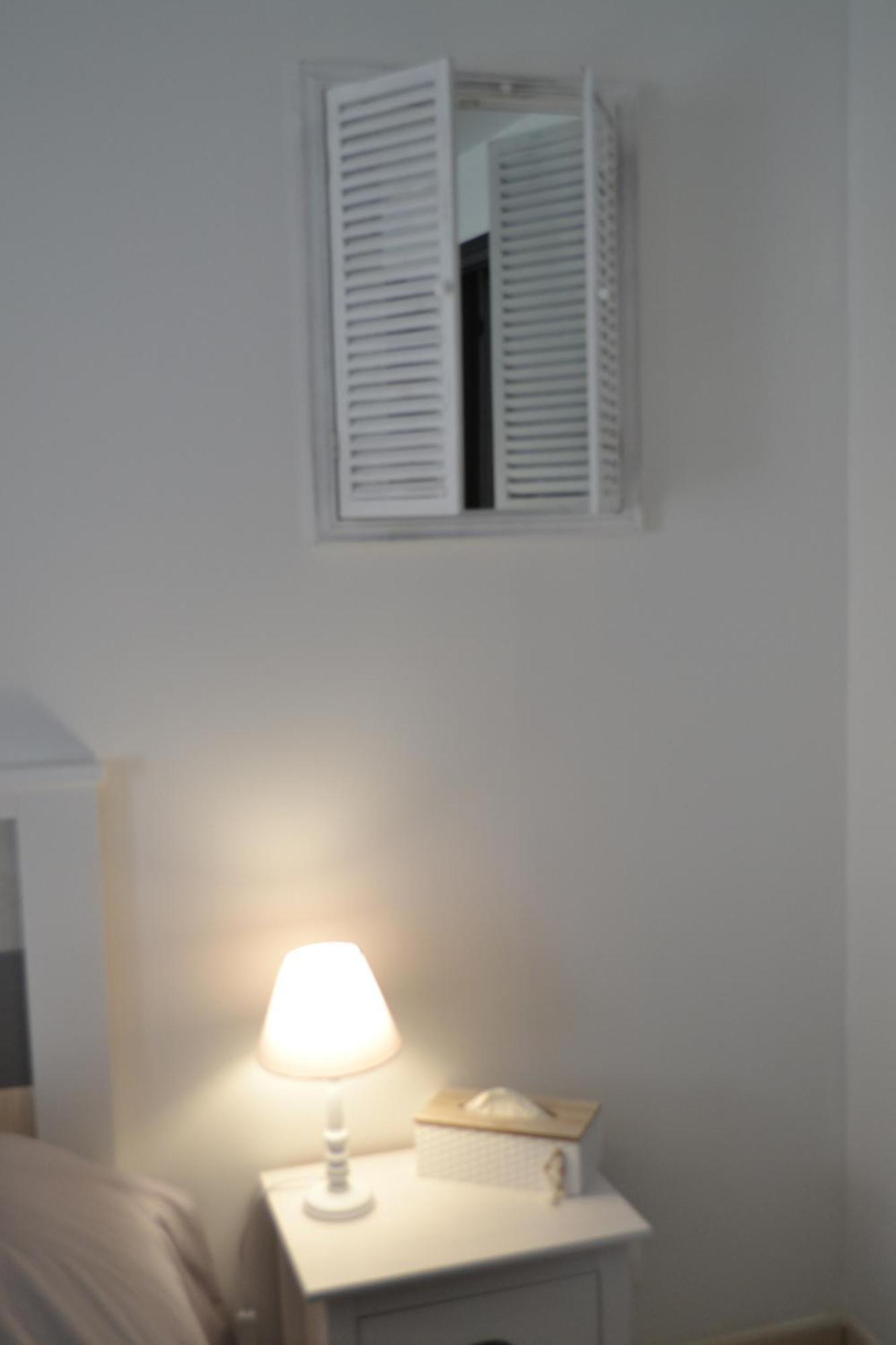 L'Instant Bleu Hotel Marans  Bilik gambar