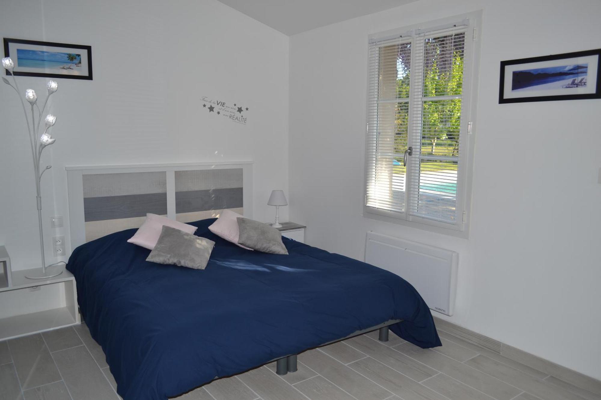 L'Instant Bleu Hotel Marans  Luaran gambar